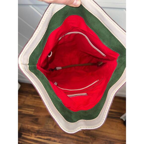 NWT Dooney & Bourke Leather Crossbody Bag - Stylish and Versatile - Picture 5 of 8